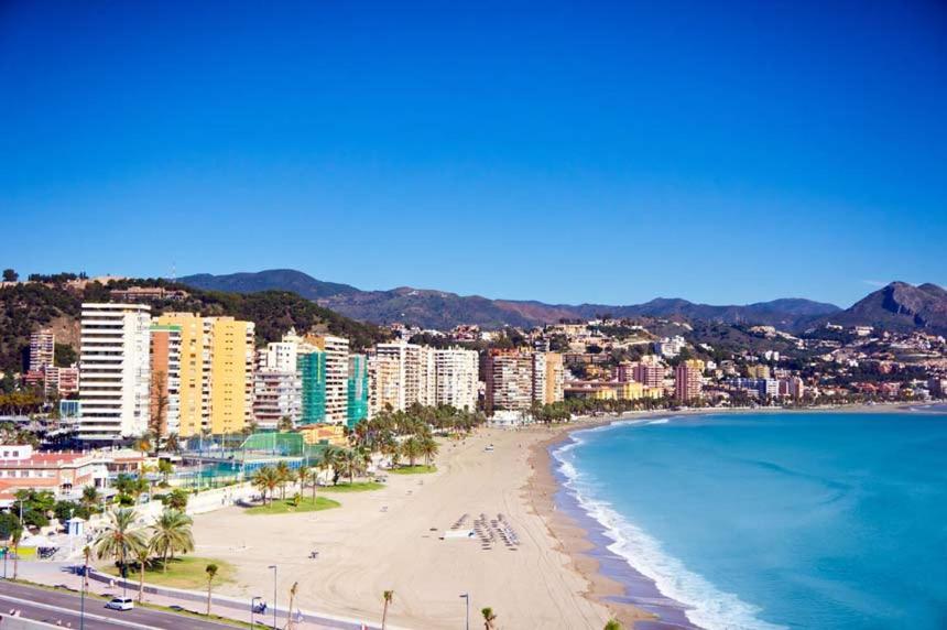 شقة Malaga Velarde Center المظهر الخارجي الصورة