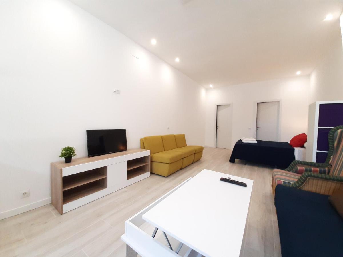 شقة Malaga Velarde Center المظهر الخارجي الصورة